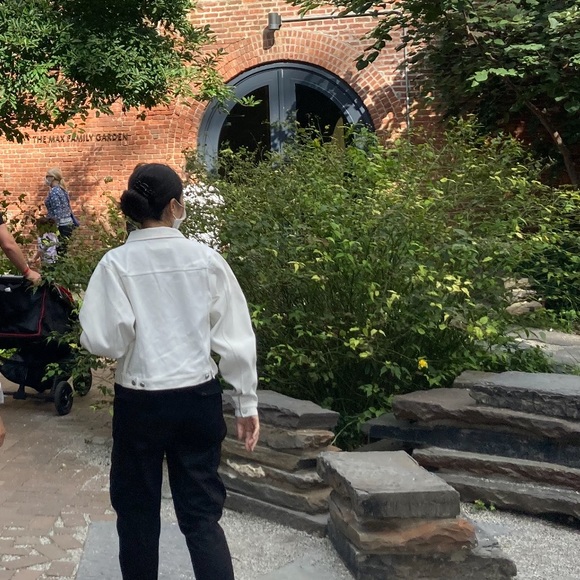 Oak and Fort , white denim jacket, women’s S/P - Picture 3 of 8